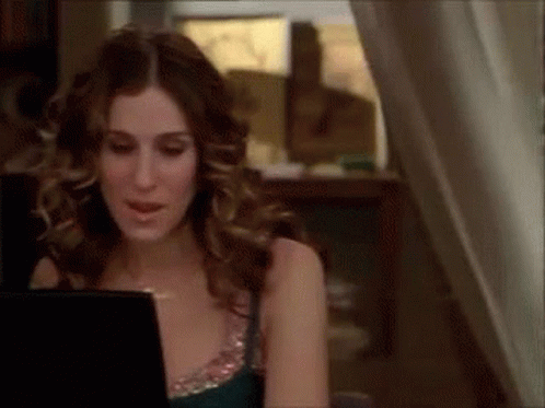 Sex And The City Computer GIF - Sex And The City Computer Carrie GIFs