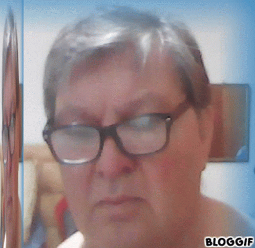 Spin Selfie GIF - Spin Selfie Glasses GIFs