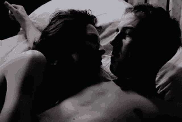 Tobias Menzies In Bed GIF - Tobias Menzies In Bed Make Out GIFs