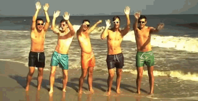 Nodding Hips GIF - Nodding Hips Party In The Usa GIFs