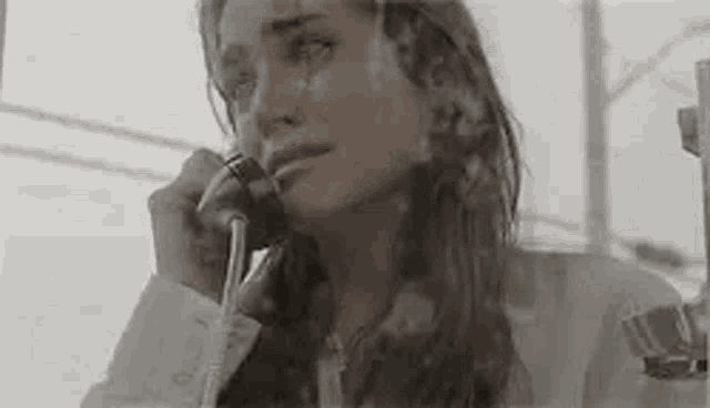 Jennifer Connelly Phone Call GIF - Jennifer Connelly Phone Call Crying GIFs