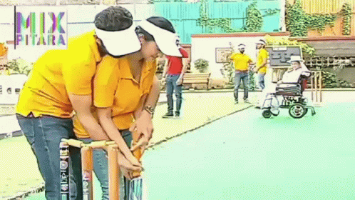 Helly Cricket GIF - Helly Cricket Heveer GIFs