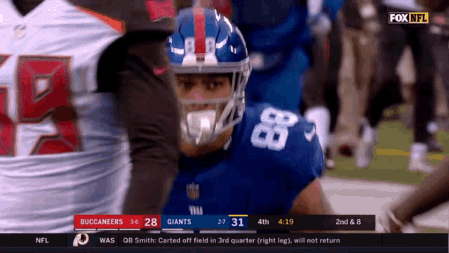 a fox nfl broadcast of a football game between the giants and the buccaneers