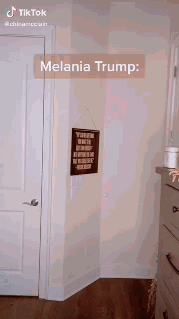 Leaving Melinda Trump GIF - Leaving Melinda Trump Melania Trump GIFs