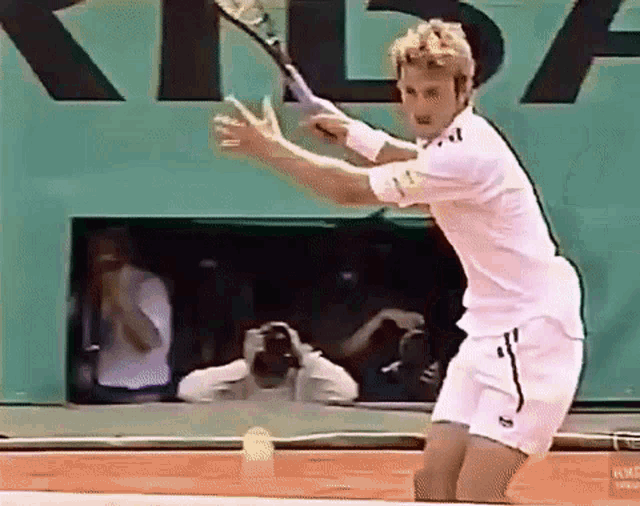 Juan Carlos Ferrero Forehand GIF - Juan Carlos Ferrero Forehand Tennis GIFs
