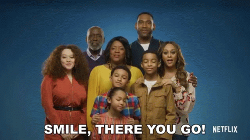 Smile There You Go GIF - Smile There You Go Family Picture GIFs
