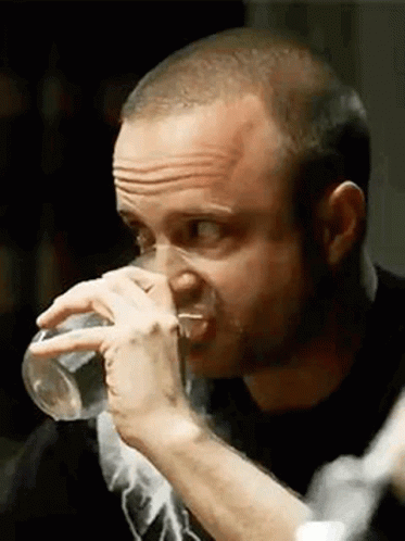 Jesse Pinkman Drink GIF - Jesse Pinkman Drink Breaking Bad GIFs