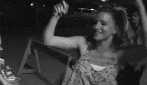 Heather Morris Clapping GIF - Heather Morris Clapping Smile GIFs