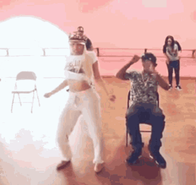 Nicki Minaj Whining GIF - Nicki Minaj Whining GIFs