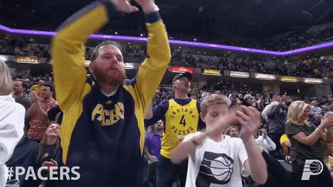 Bow And Arrow Cheering GIF - Bow And Arrow Cheering Clapping GIFs