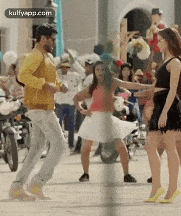 Dance.Gif GIF