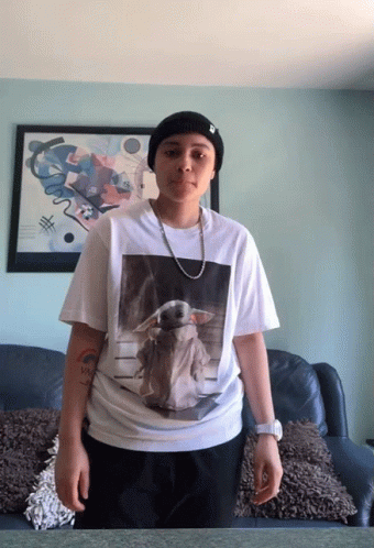 Gabz Peace Out GIF - Gabz Peace Out Peace Sign GIFs