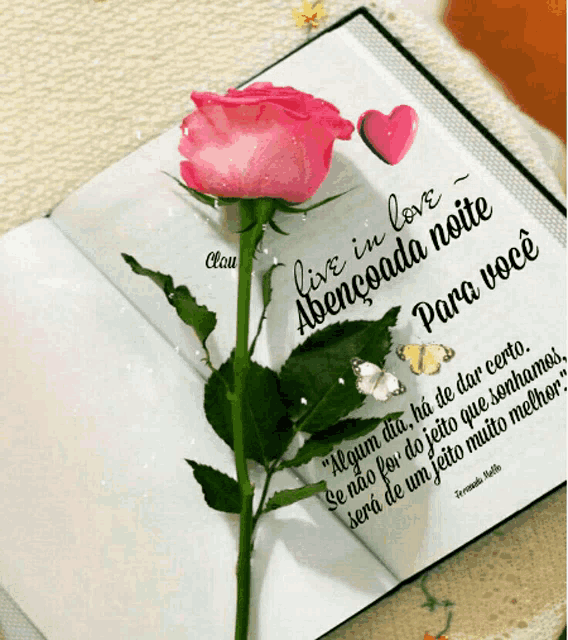 a book is open to a page that says live in love abençoada noite para você