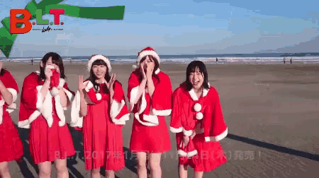 欅坂46 サンタ　サンタさん　メリクリ GIF - Meri Kuri Santa San Keyakizaka46 GIFs