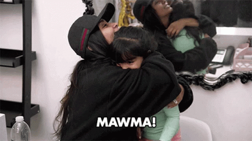 Mawma Kisses GIF - Mawma Kisses Hugs GIFs