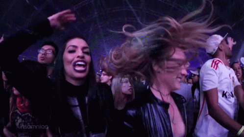 Smile Party GIF - Smile Party Dancing GIFs