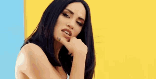 Lali Yes GIF