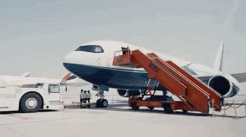 Comlux Boeing GIF - Comlux Boeing Private Jet GIFs