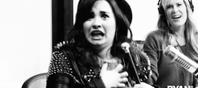 Demi Lovato Shocked GIF - Demi Lovato Shocked Dying GIFs