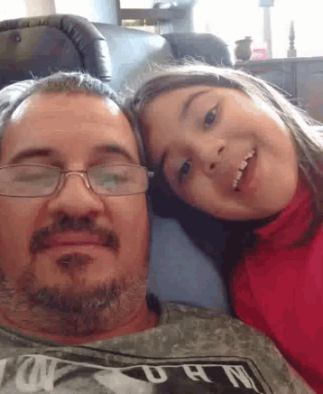 Father Daughter Selfie GIF - Father Daughter Selfie Manu GIFs