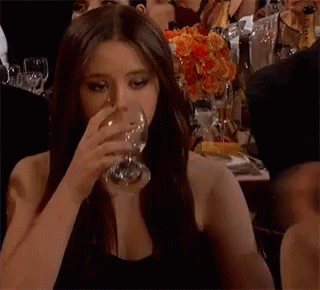 Drinking Clapping GIF - Drinking Clapping Kate Beckinsale Daughter GIFs
