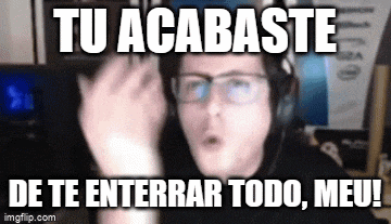 a man with glasses and headphones says tu acabaste