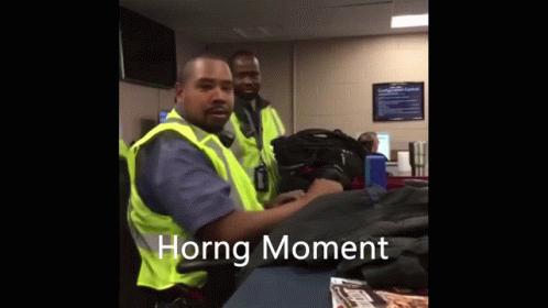 Horng Horng Yuan Ling GIF - Horng Horng Yuan Ling Horng Moment GIFs