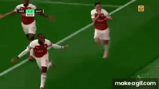 Arsenal Ozil GIF - Arsenal Ozil Lacazette GIFs