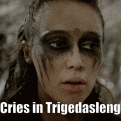 a close up of a woman 's face with the words cries in trigedasleng
