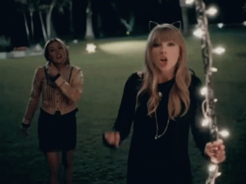 Taylor Swift Cat GIF - Taylor Swift Cat Victory GIFs