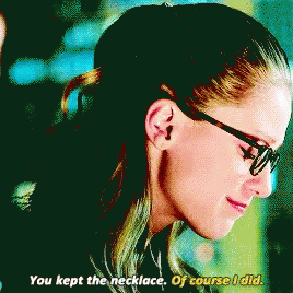 You Kept The Necklace Supergirl GIF - You Kept The Necklace Supergirl The Cw GIFs