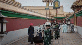 Ruyis Royal Love In The Palace Carry GIF - Ruyis Royal Love In The Palace Ruyi Carry GIFs