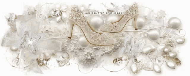 a picture of pearls and a shoe with the website www.invisibleglitter-graphics.com