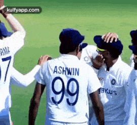 That Kid  In Every Gang.Gif GIF - That Kid In Every Gang Gif Cricket GIFs