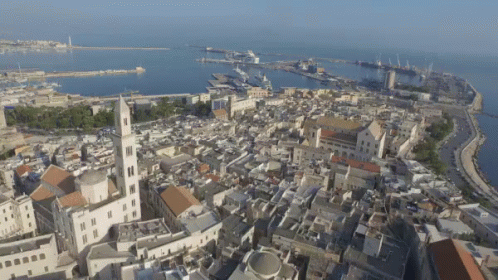 Puglia Bari Molo Drone Viaggio Italia Viaggiare Mare Porto Se Parigi Tenesse Lu Mer GIF - Italy Puglia Bari GIFs