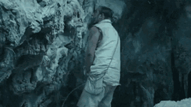 Cold As Hell Frozen GIF - Cold As Hell Frozen Pee GIFs