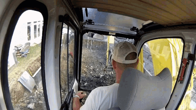 Excavating Excavator GIF - Excavating Excavator Dump GIFs