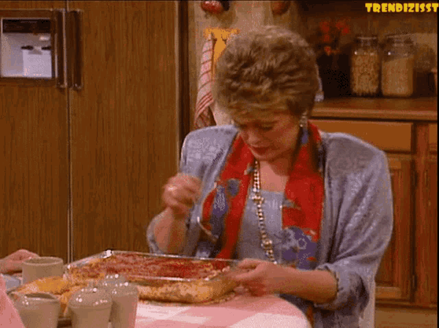 Hungry Eating GIF - Hungry Eating Golden Girls GIFs