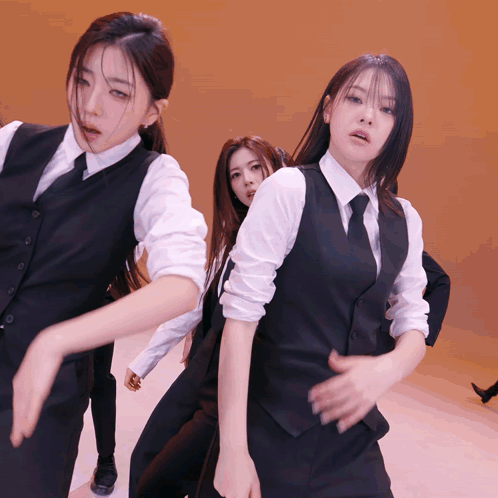 Dahyun Suit GIF - Dahyun Suit Dance GIFs
