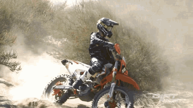 Motocross Banking Dirt Rider GIF - Motocross Banking Dirt Rider Ktm450excf GIFs