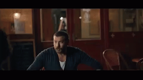 إعلانات رمضان فودافون عمرو يوسف نصيحة أخوية GIF - Vodafone Ramadan Commercials Amr Youssef GIFs