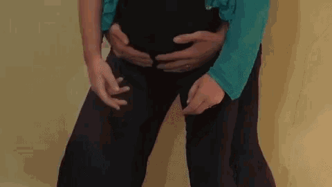 Pregnancy Course GIF - Pregnancy Course Belly Massage GIFs
