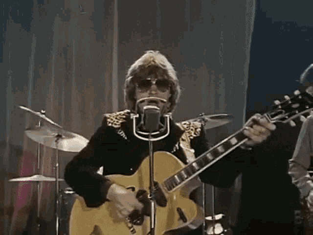 Dave Edmunds I Just Want To GIF - Dave Edmunds I Just Want To Hear Girls Talk GIFs