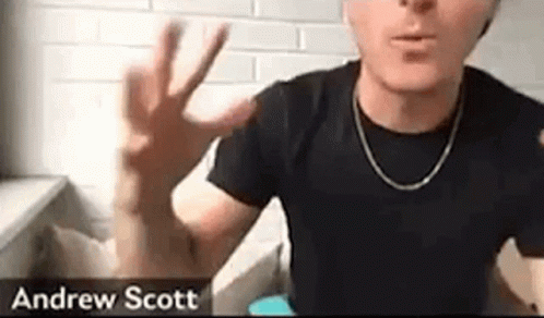Andrew Scott Link Fingers GIF - Andrew Scott Link Fingers Talking GIFs