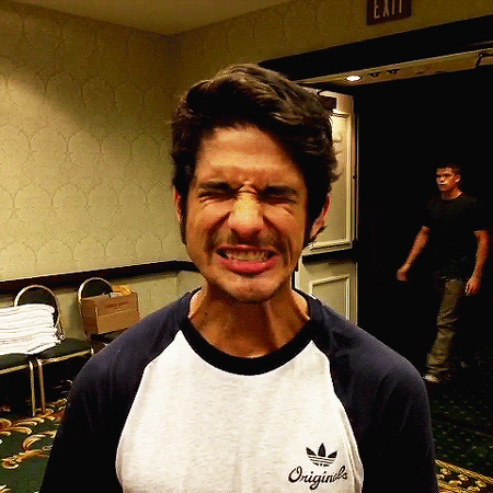 T GIF - Tyler Posey Teen Wolf Cue GIFs