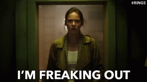 I'M Freaking Out GIF - Rings Rings Paramount Freaking Out GIFs