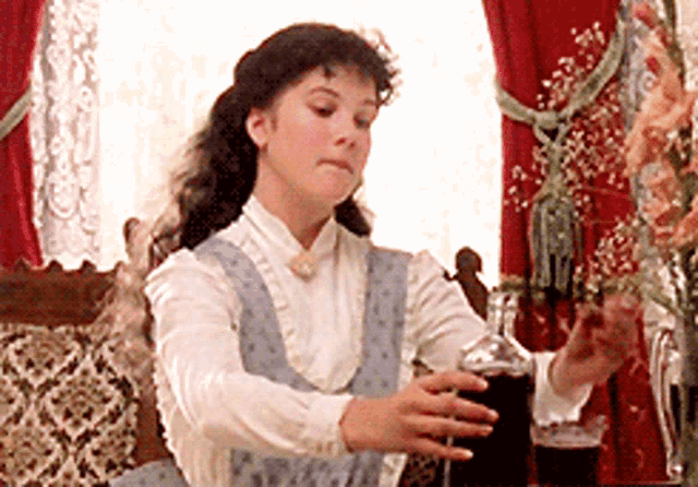 Tand Lo Anne Of Green Gables GIF - Tand Lo Anne Of Green Gables Drink GIFs