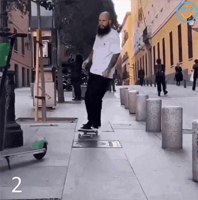 Scared Move GIF - Scared Move Angry GIFs