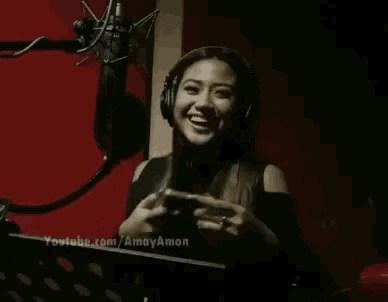 Morissette Amon Sing GIF - Morissette Amon Sing Recording GIFs