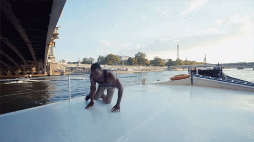 On The Roof Boat GIF - On The Roof Boat Junior GIFs